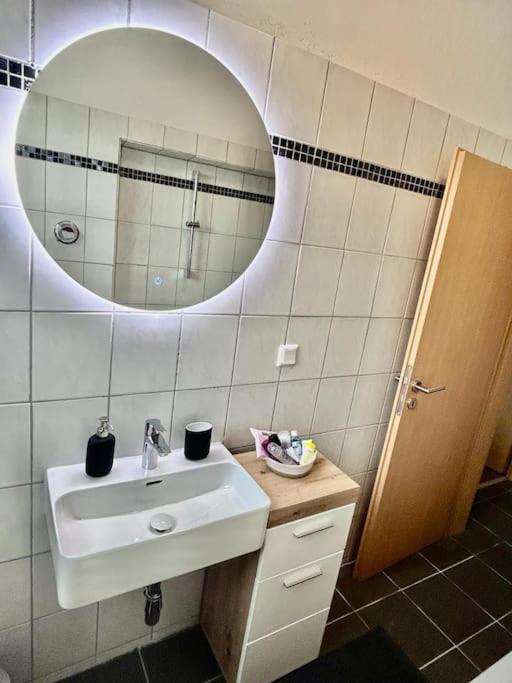 Moderne Ruhige Wohnung Bochum Angebunden المظهر الخارجي الصورة